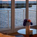 Sunset Boulevard 1 9 Bulwar Zachodzacego Slonca 1 W Marina Royale Апартаменты Дарлувко