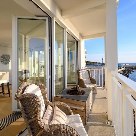 Sunset Boulevard 1 9 Bulwar Zachodzacego Slonca 1 W Marina Royale Apartment Darlowko