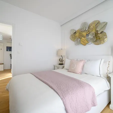 Apartment Sunset Boulevard 1 9 Bulwar Zachodzacego Slonca 1 W Marina Royale