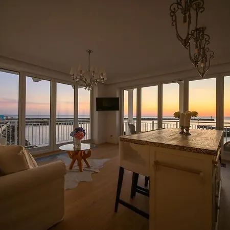 Sunset Boulevard 1 9 Bulwar Zachodzacego Slonca 1 W Marina Royale *