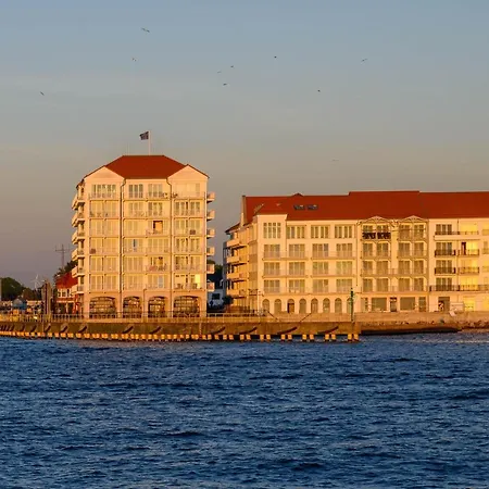 Sunset Boulevard 1 9 Bulwar Zachodzacego Slonca 1 W Marina Royale Darlowko