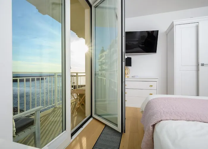 Sunset Boulevard 1 9 Bulwar Zachodzacego Slonca 1 W Marina Royale * Darlowko