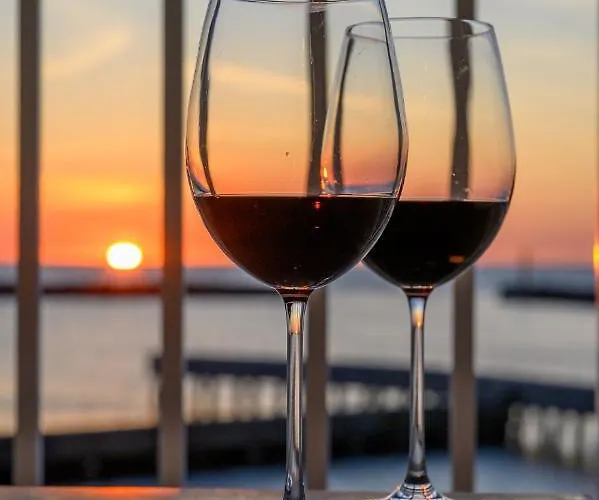 Sunset Boulevard 1 9 Bulwar Zachodzacego Slonca 1 W Marina Royale